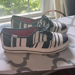 RARE-Kate Spade Keds Size 8 - black and white stripes. Great condition, worn 3x
